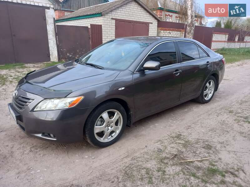 Toyota Camry (2007)