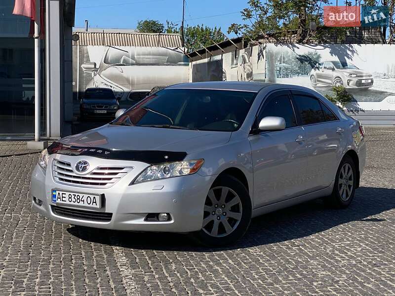 Toyota Camry (2007)