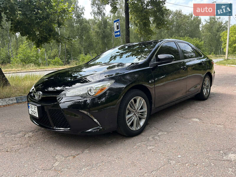 Toyota Camry (2017)
