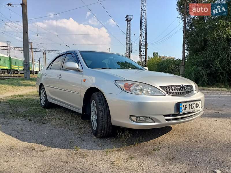 Toyota Camry (2002)
