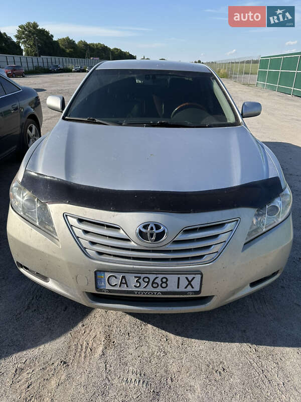 Toyota Camry (2007)