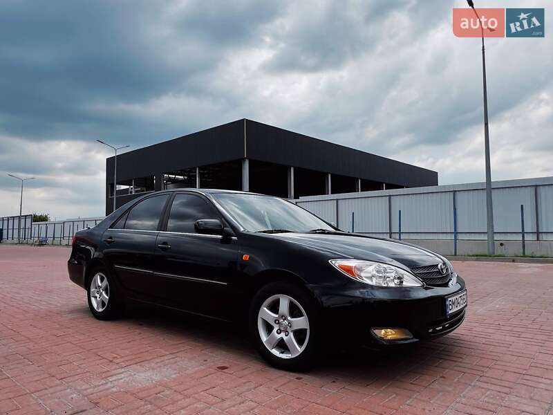 Toyota Camry (2002)