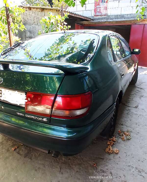 Toyota Carina e (1992)