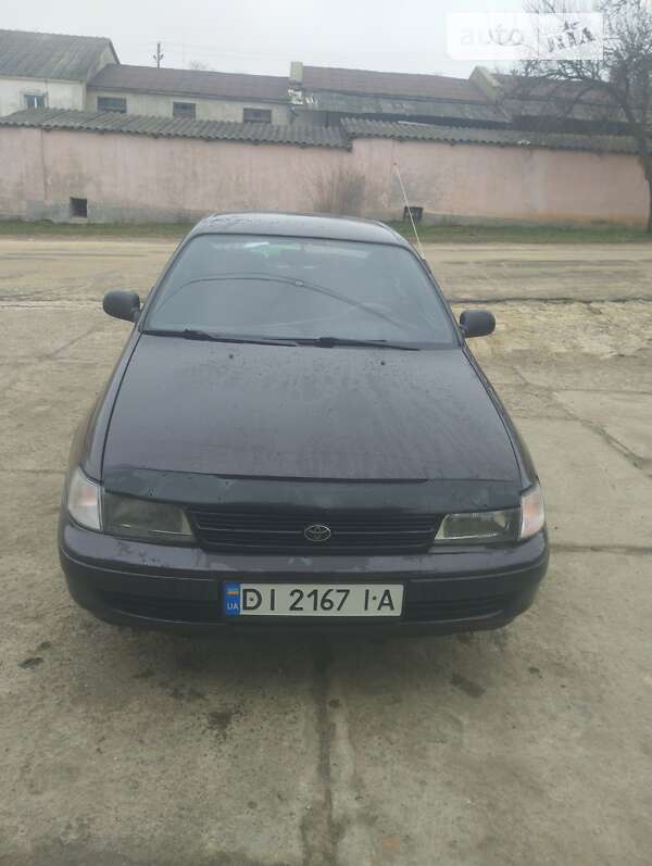 Toyota Carina (1995)
