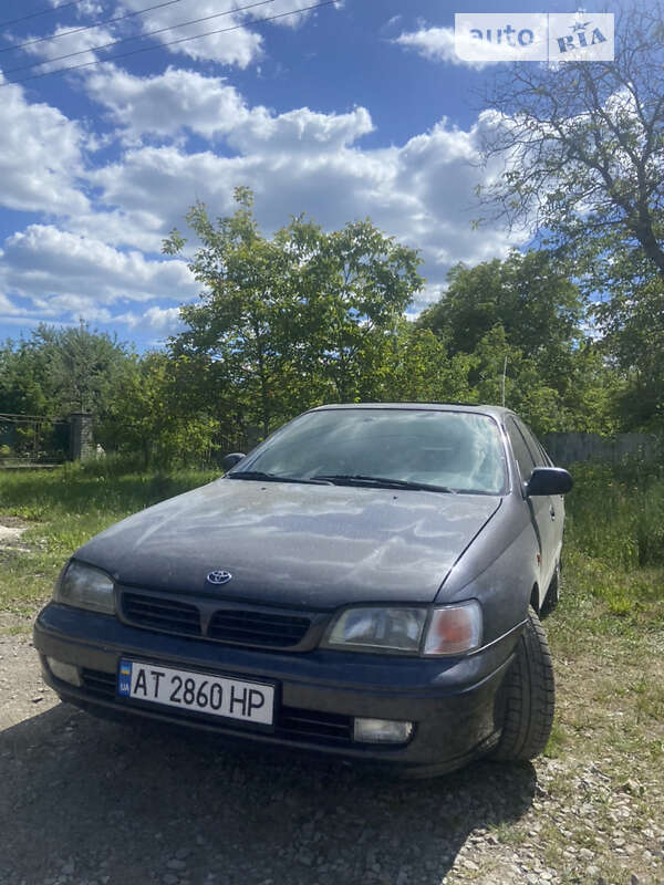Toyota Carina (1996)