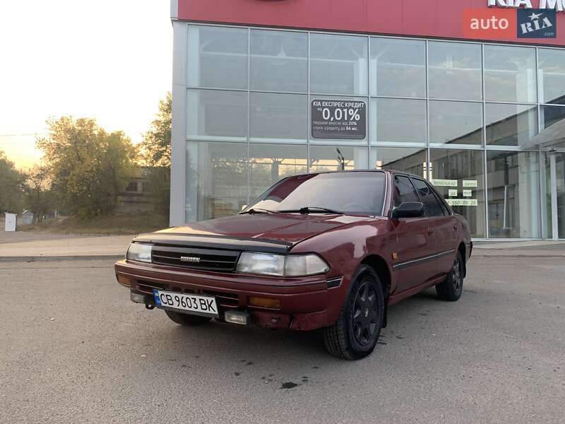 Toyota Carina (1991)