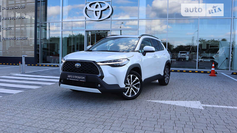 Toyota Corolla cross hybrid (2022)