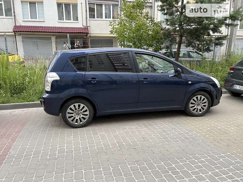 Toyota Corolla verso (2006)