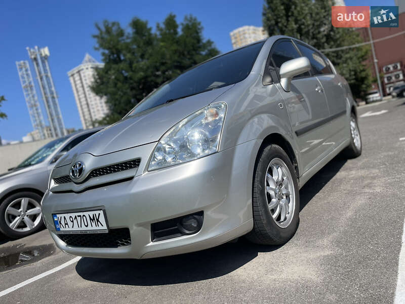 Toyota Corolla verso (2006)