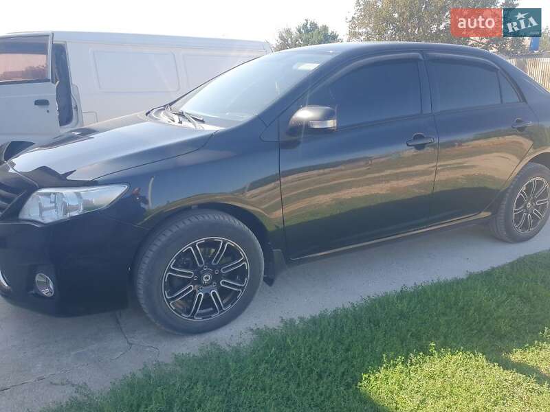Toyota Corolla (2010)