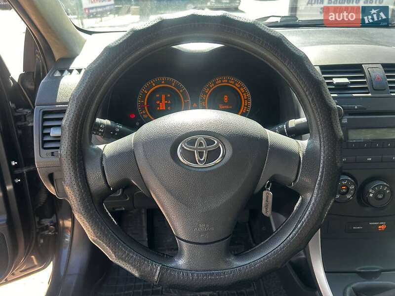 Toyota Corolla (2009)