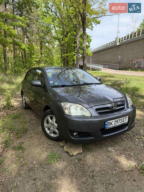 Toyota Corolla (2006)