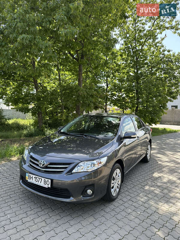 Toyota Corolla (2010)