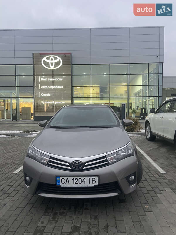 Toyota Corolla (2014)