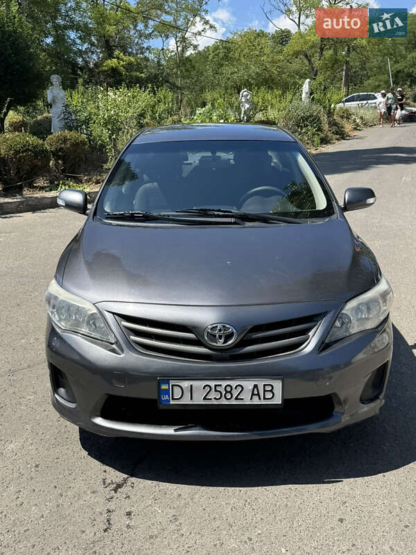 Toyota Corolla (2011)