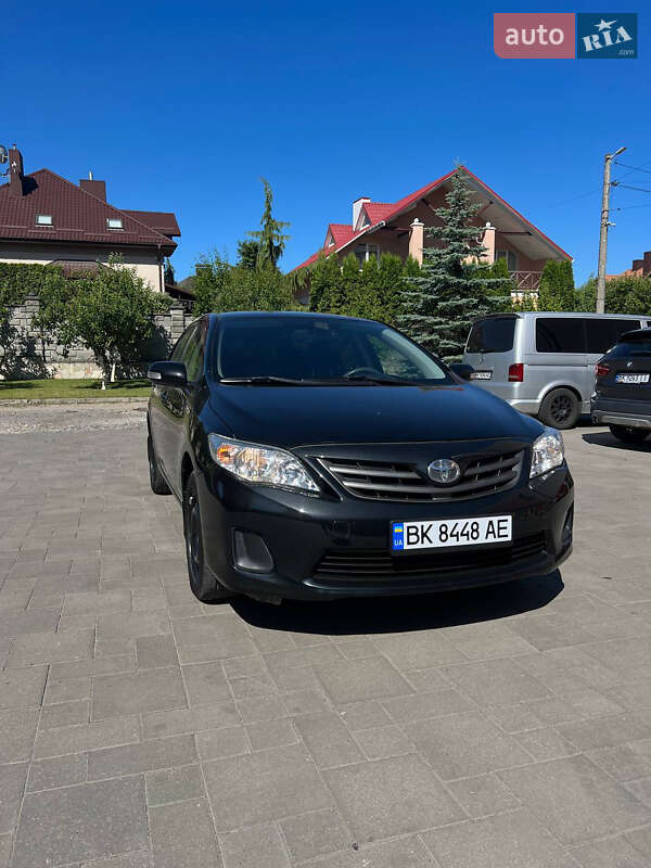 Toyota Corolla (2011)
