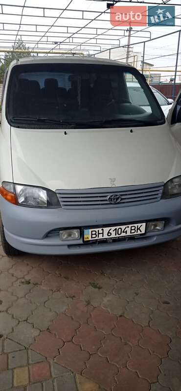 Toyota Hiace (2002)