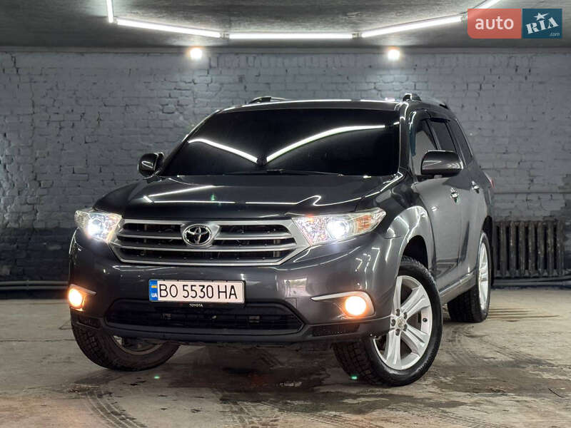 Toyota Highlander (2012)