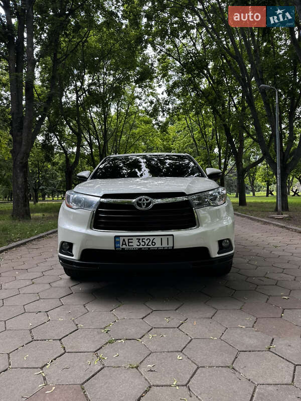 Toyota Highlander (2015)