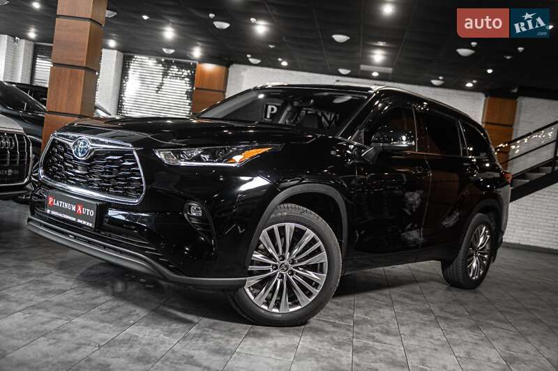 Toyota Highlander (2024)
