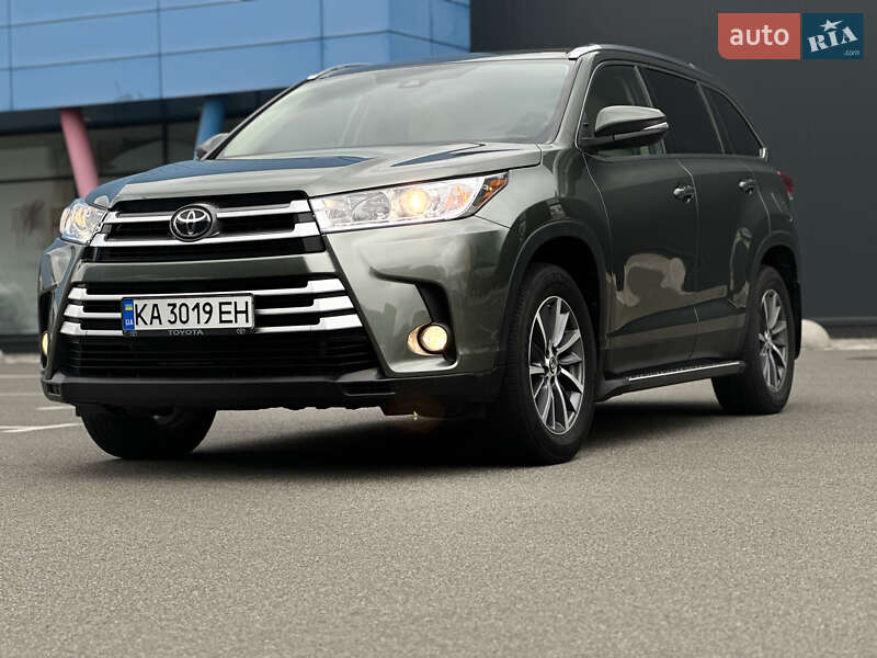 Toyota Highlander (2019)