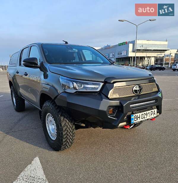 Toyota Hilux (2020)