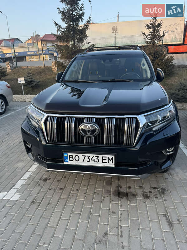 Toyota Land cruiser prado (2019)