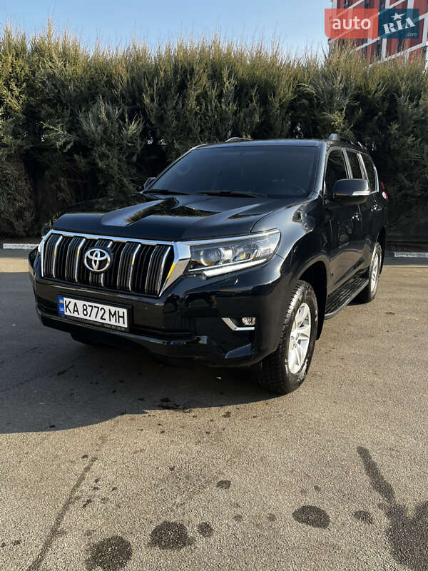 Toyota Land cruiser prado (2021)
