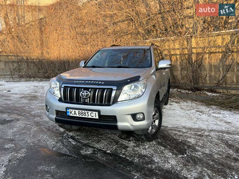 Toyota Land cruiser prado (2012)
