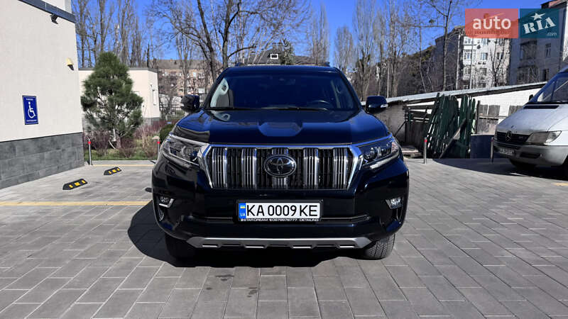 Toyota Land cruiser prado (2019)