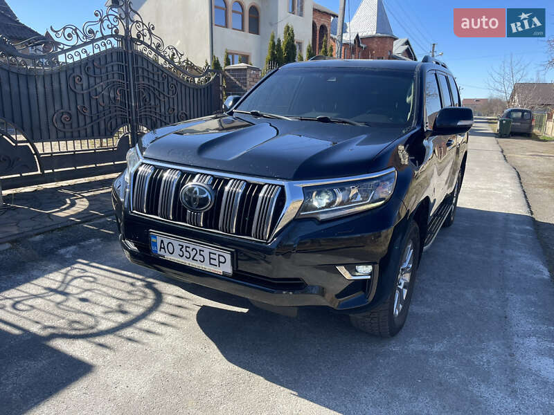 Toyota Land cruiser prado (2019)
