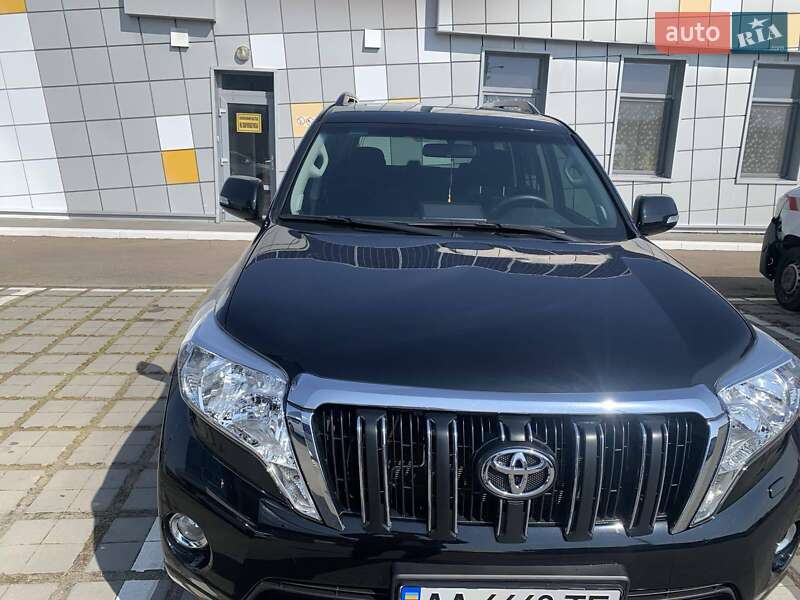 Toyota Land cruiser prado (2017)