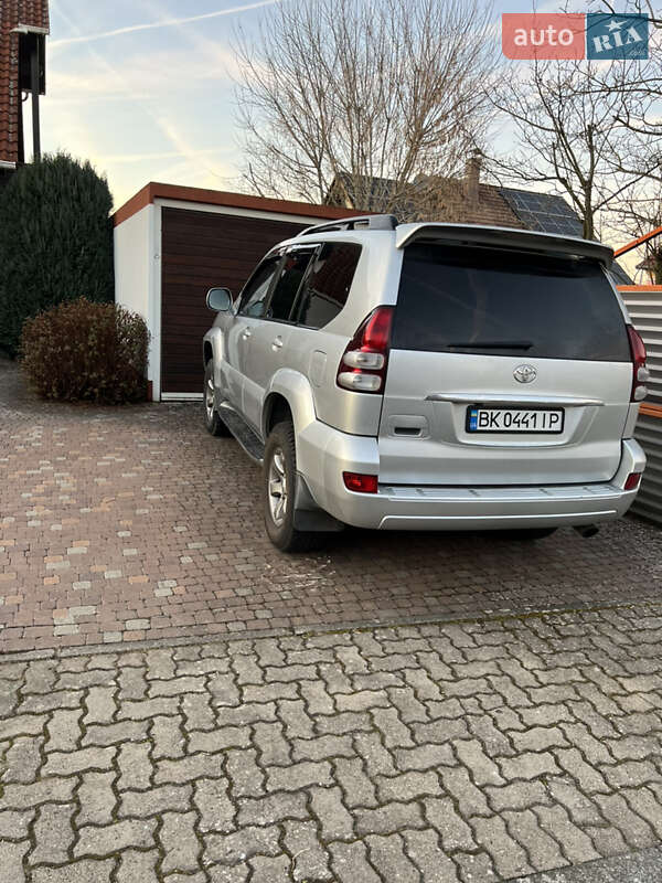 Toyota Land cruiser prado (2007)