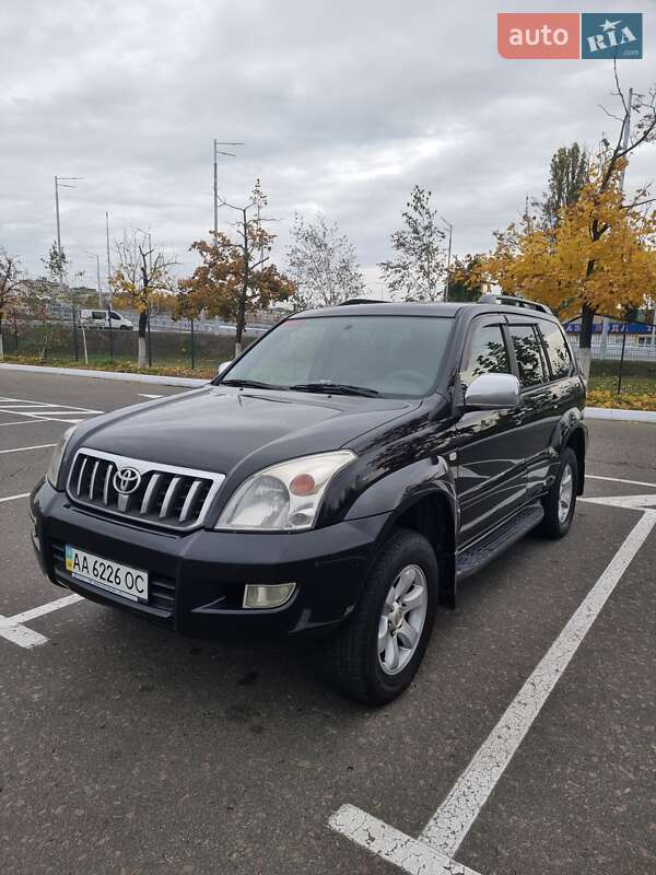Toyota Land cruiser prado (2005)