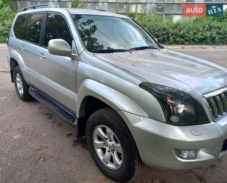 Toyota Land cruiser prado (2007)