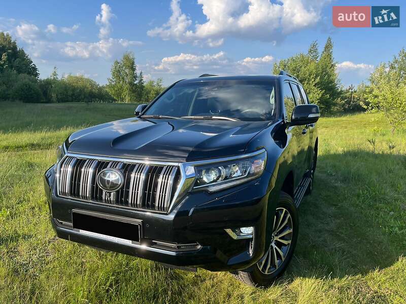 Toyota Land cruiser prado (2023)