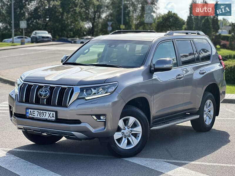 Toyota Land cruiser prado (2020)