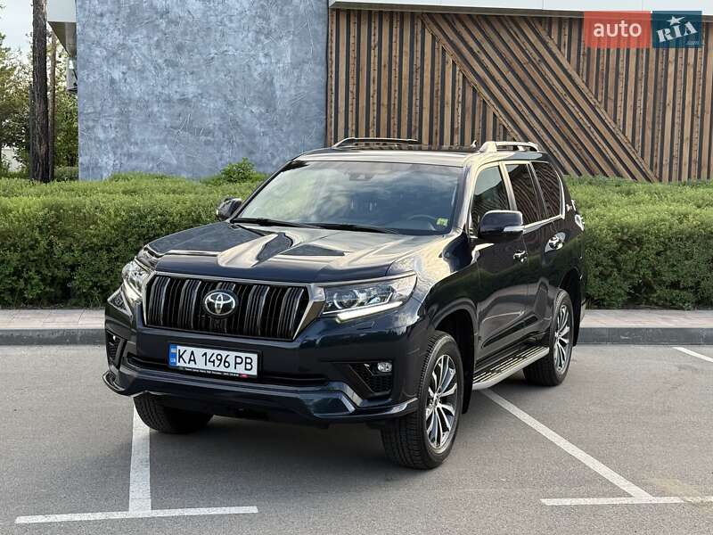 Toyota Land cruiser prado (2022)