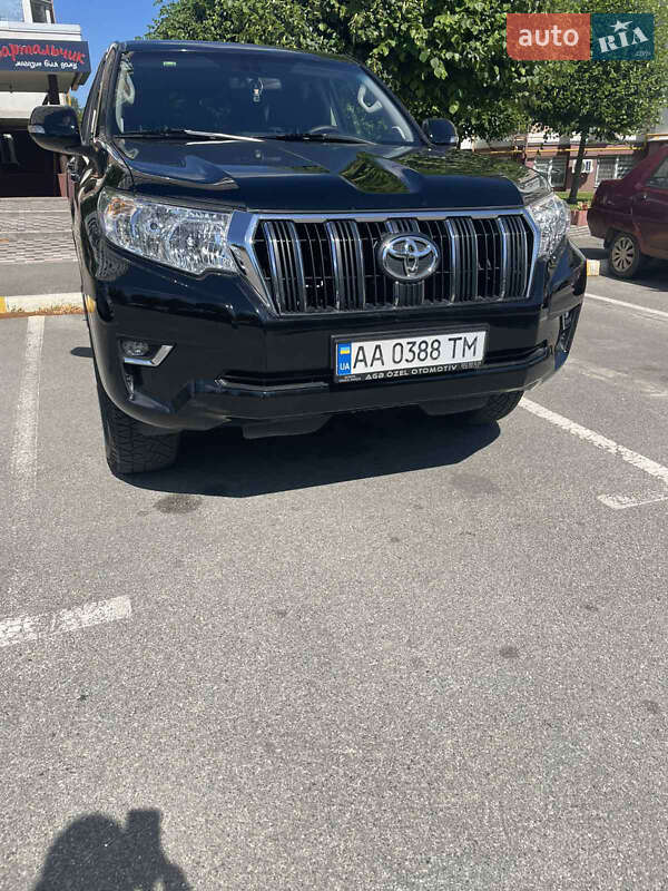 Toyota Land cruiser prado (2018)