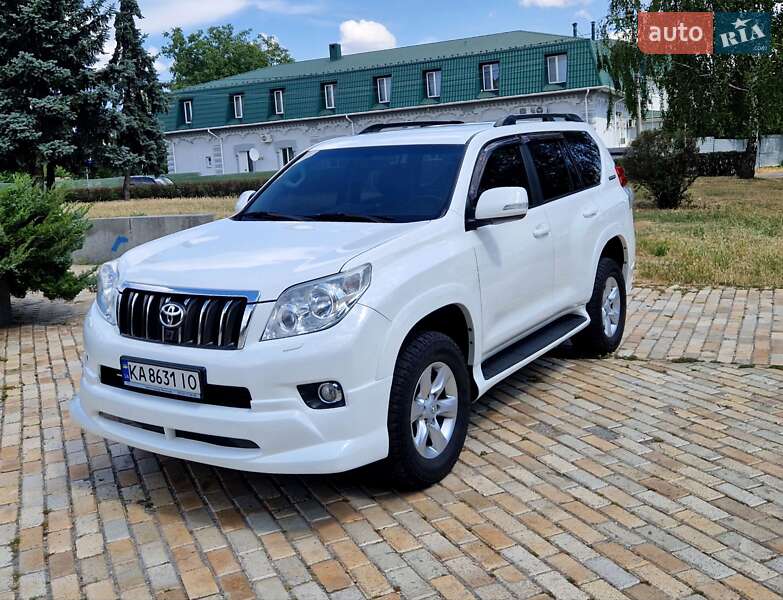 Toyota Land cruiser prado (2012)