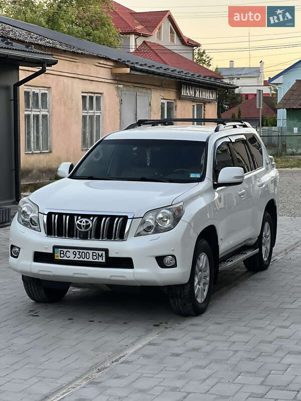 Toyota Land cruiser prado (2012)