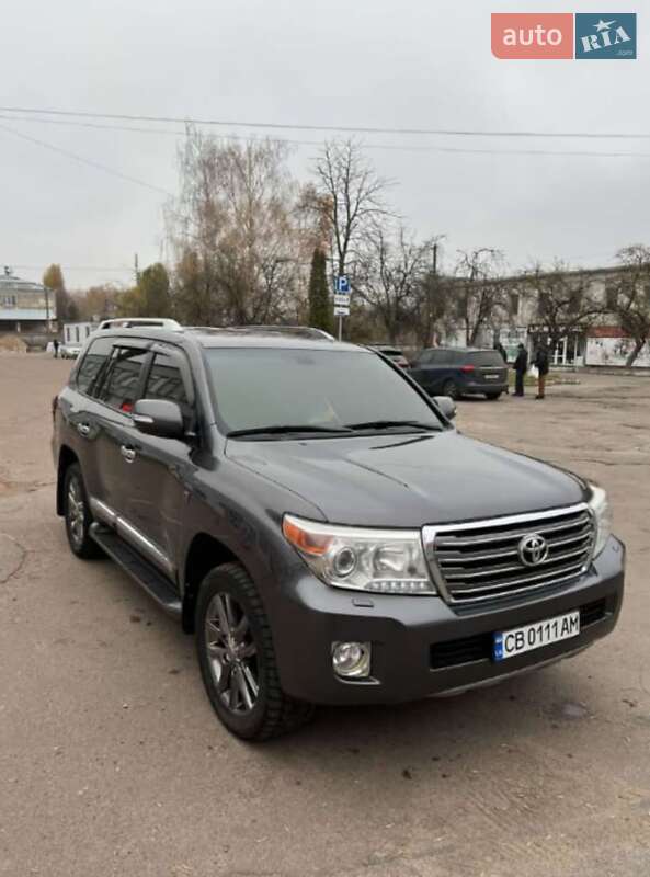 Toyota Land cruiser (2011)