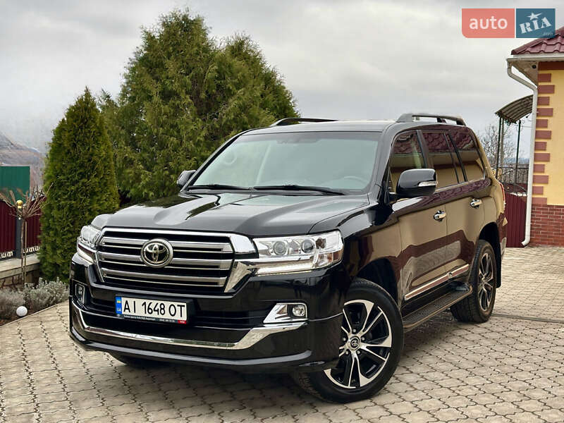 Toyota Land cruiser (2019)