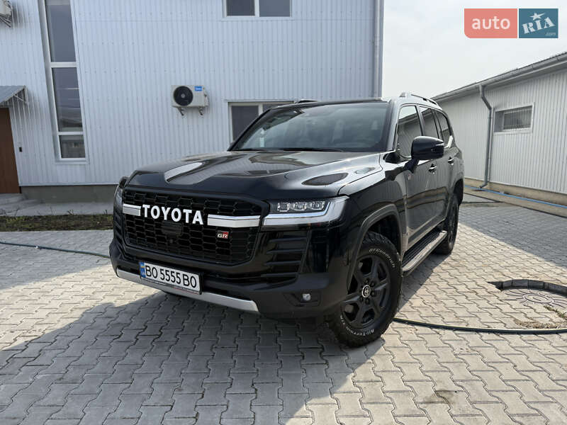 Toyota Land cruiser (2021)
