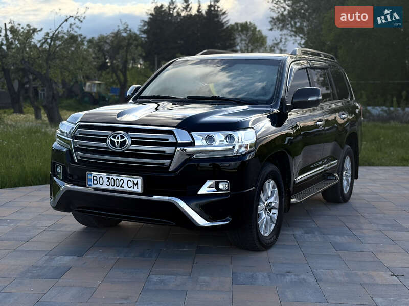 Toyota Land cruiser (2020)