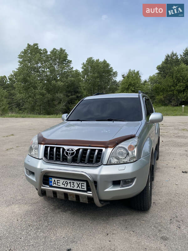 Toyota Land cruiser (2004)