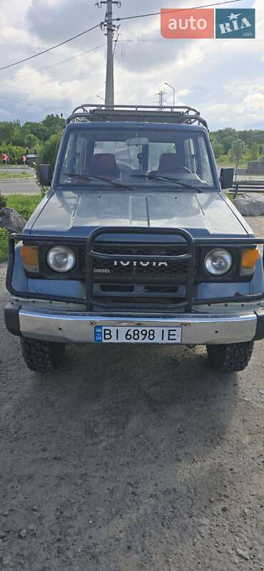 Toyota Land cruiser (1986)