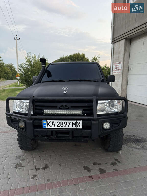 Toyota Land cruiser (2007)