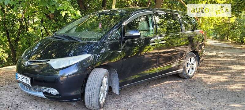 Toyota Previa (2006)
