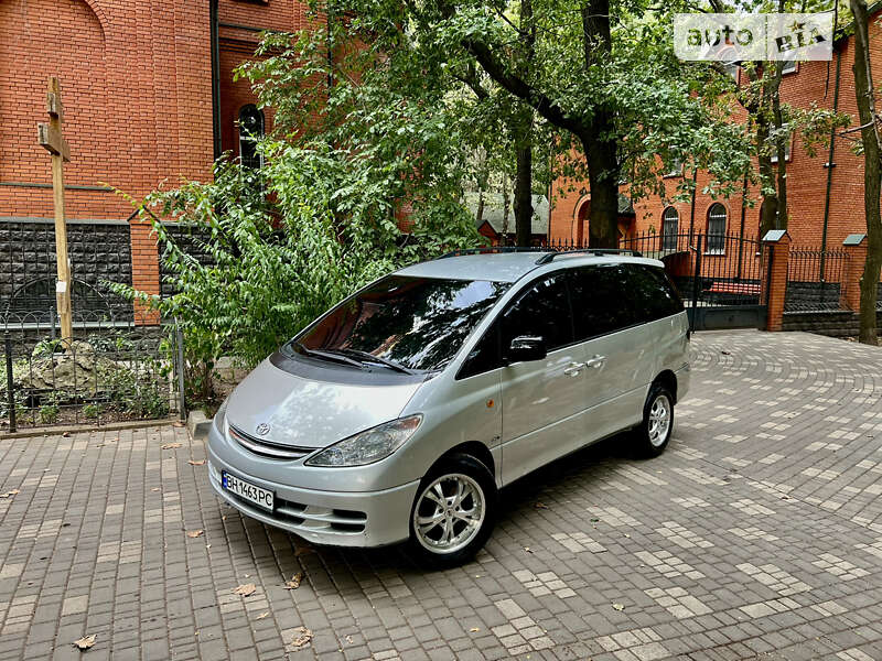 Toyota Previa (2001)